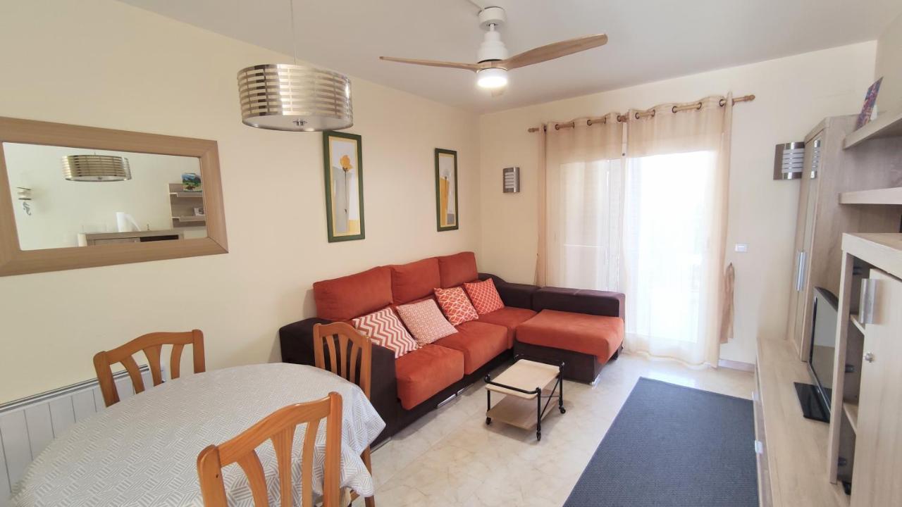 Casa En L'Estartit, Piscina, Jardin Comunitario Villa Luaran gambar